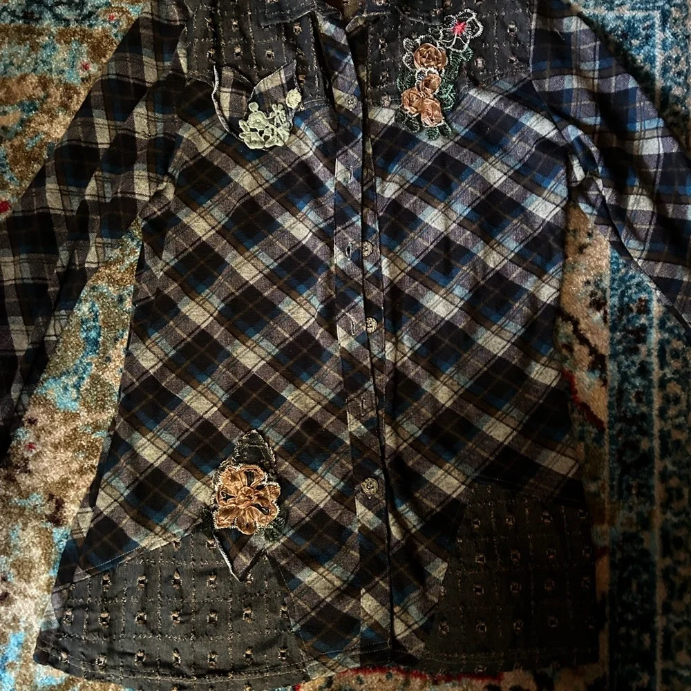 Simply Couture flannel Textured long shirt - Picture 1 of 9